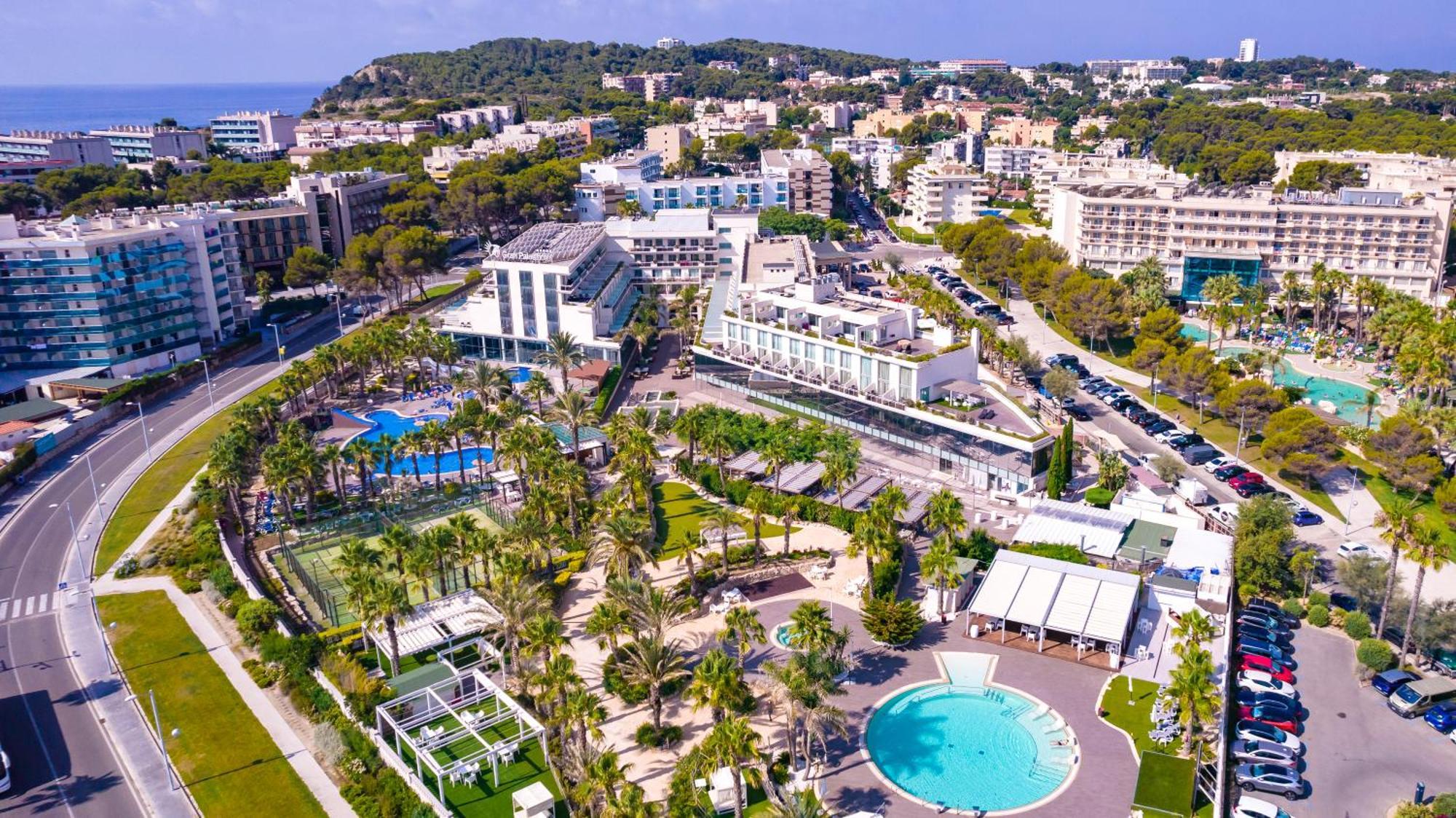 Gran Palas Hotel - Spa Incluido La Pineda Dış mekan fotoğraf Aerial view of the hotel