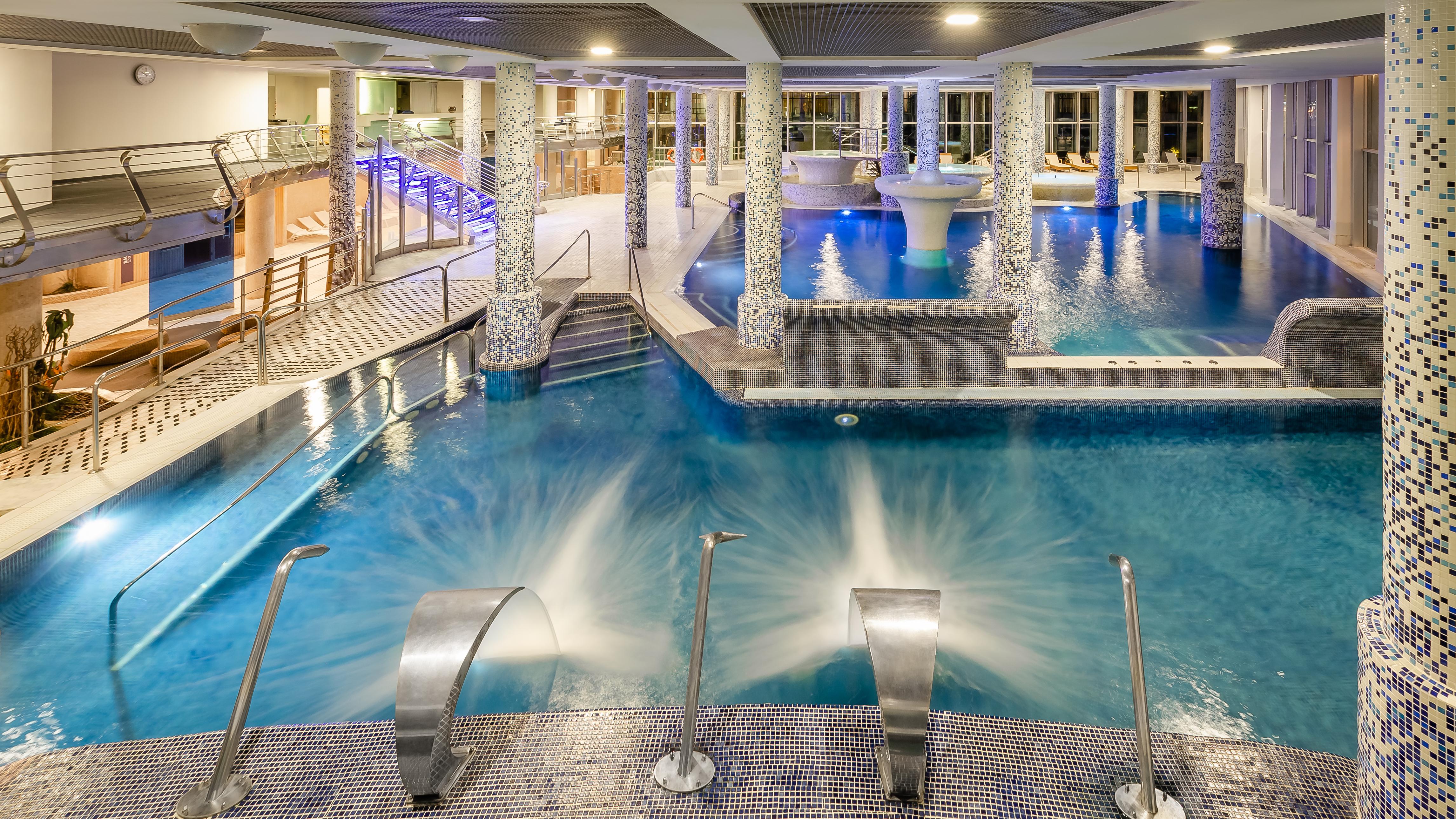 Gran Palas Hotel - Spa Incluido La Pineda Dış mekan fotoğraf The spa at the Hilton London Heathrow